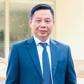 Tiến sĩ Nguyễn Hoài Nam